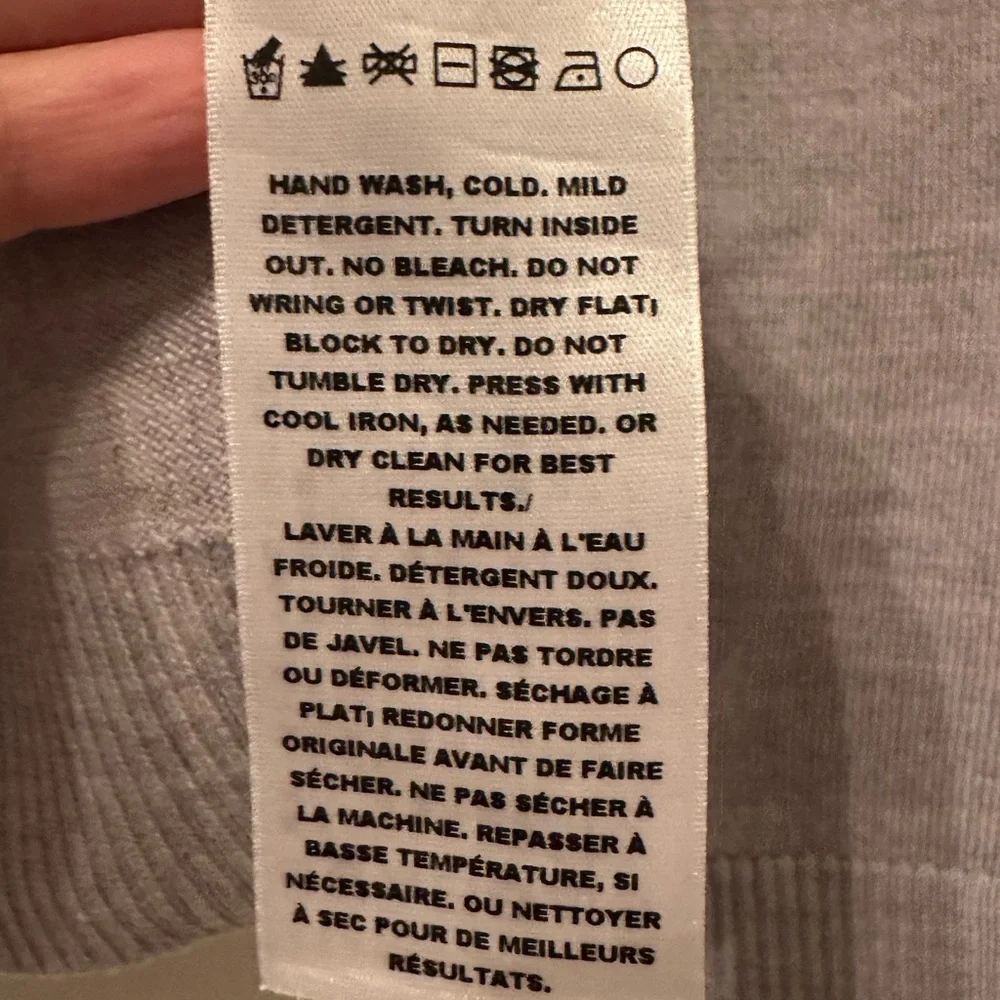 NWT PENDELTON | Soft Gray Marino Wool Turtleneck Sweater - Picture 5 of 6